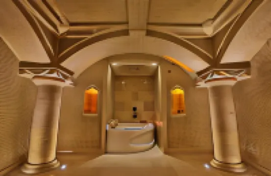 Abu Hayat Cave Suites