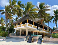 Blue Reef Sport & Fishing Lodge and Bungalows