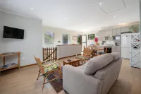 Steenbok House Self Catering Apartment
