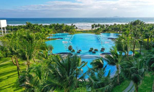 The Empyrean Cam Ranh Beach Resort