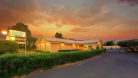 Riverland Motor Inn Hotels in Saint George