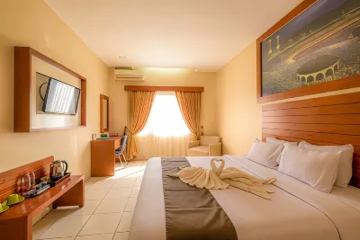 Assalaam Syariah Hotel Solo Hotel dekat Super Indo Gumpang