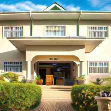 Seashell Beach Villa Hotel Exterior