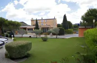 Logis Hôtel Restaurant l'Etape Hotels in Gardanne