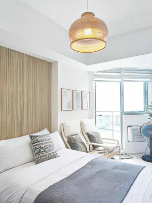 Minimalist Condo in Azure North Hotel in zona University of the Assumption Auditorium
