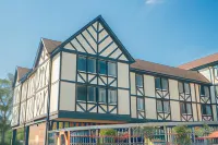 The Cheshire Hotels in Clayton