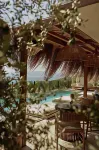 The May Five - Adults Only - con vista mare