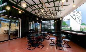 D' la Torre Hotel
