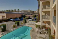 Vagabond Inn Glendale - Pools