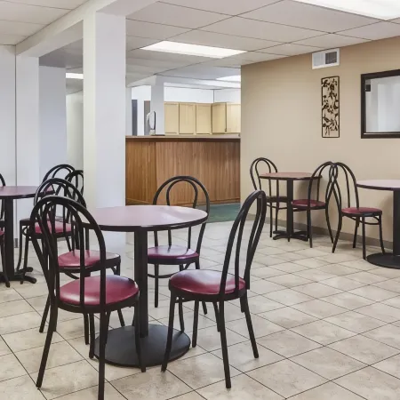 Super 8 by Wyndham Tomah Wisconsin