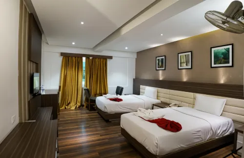 Emarald Hotel Calicut Hotels in Kozhikode
