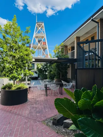 Central Deborah Motel