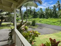 Aaron’s Cottage Hotels in Hawaiian Paradise Park