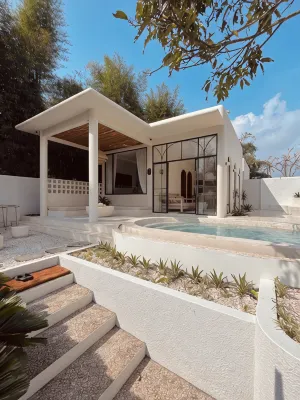 Villa Molly - Bogor Private Luxurious Staycation Hotel dekat Pasar Rakyat Kemang