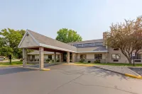 Quality Inn Hotels in Oshkosh