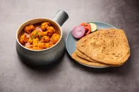 FabHotel Rotano Suites Yelahanka Hotels in Yelahanka