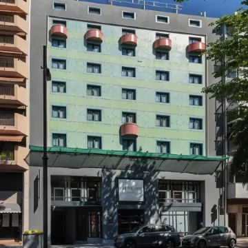 Hôtel Mercure Perpignan Centre Отели рядом с достопримечательностью «Romanesque Sculpture Center»
