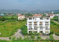 Lotus Hotel Hotels in Yen Mo District