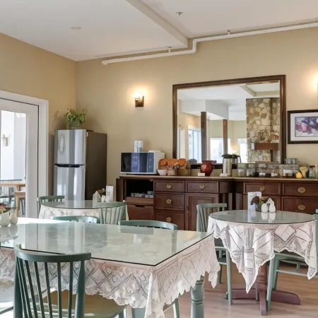 Lady MacDonald Country Inn