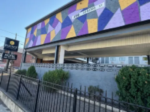 エッセンス エクスプレス エリザベス EWR エアポート エリザベスのホテル