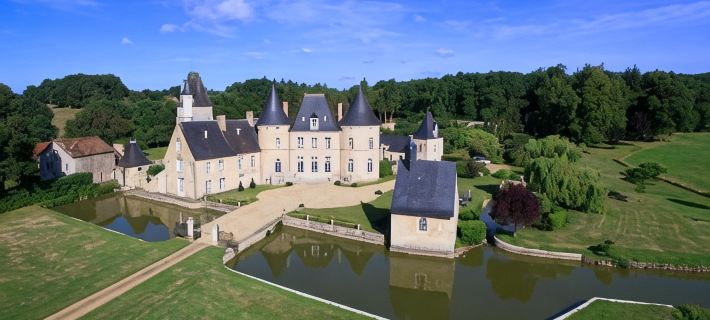 Château de Vaulogé Hotels in Sarthe