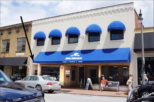 Main Street Retreats 105 - Brand New Apt. 105