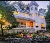Inn at Rose Hall - 3-Star