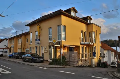 Hotel-Bistro-Europa Hotels near City Kirche