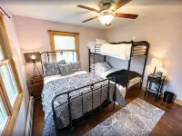 Secluded Northwoods getaway on beautiful Lake Nokomis