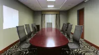 Holiday Inn Express & Suites Fredericksburg