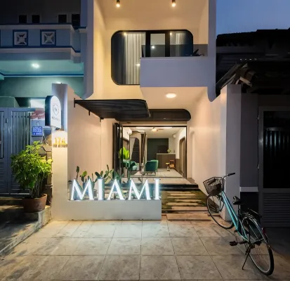 Khach san gan bien Miami Tuy Hoa Phu Yen - Pysäköinti
