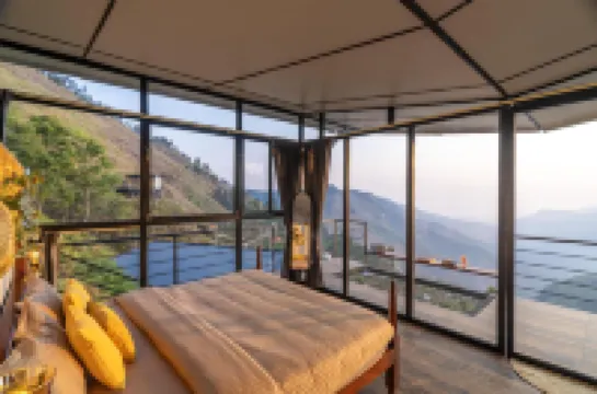 Zostel Plus Poombarai, Kodaikanal