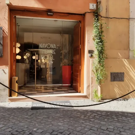 Navona Theatre Hotel Отели рядом с достопримечательностью «Площадь Торре-Арджентина»