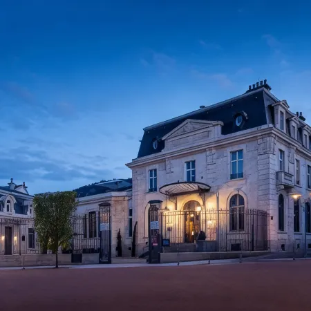 Best Western Premier le Chapitre Hotel  Spa