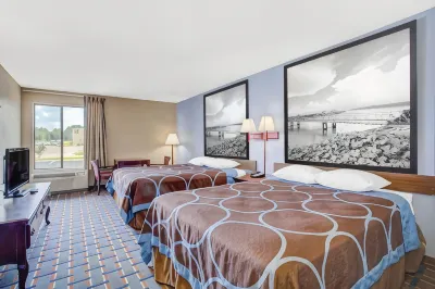 Super 8 by Wyndham Booneville Hotels in Booneville