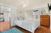 Stunning Ocean Views - Hot Tub - Cottage with Character - 5 Stars!