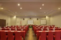 Vrata Hotel Yogyakarta