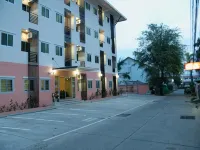 Fundee 1 Mansion Hotels near Ubon Square
