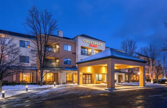 曼切斯特哈特福德萬怡酒店