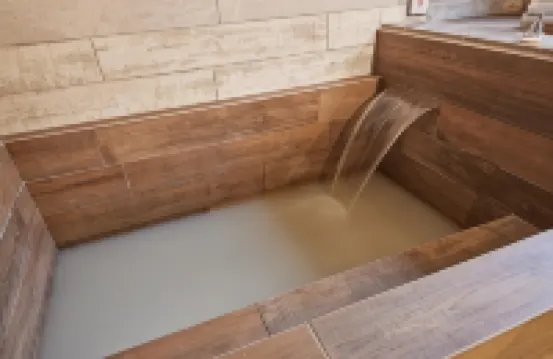 Kyokusui Hotspring Hotel