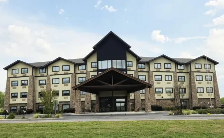 Comfort Inn & Suites Near Lake Guntersville Отели в г. Скотсборо