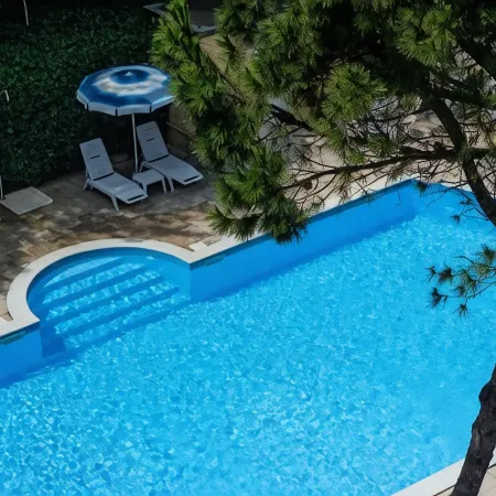 Hotel Bahama Отели рядом с достопримечательностью «Визербелла»
