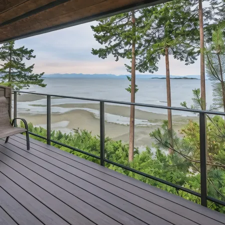 Tigh-Na-Mara Seaside Spa Resort