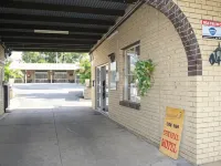 Central Motel Gin Gin Hotels in Gin Gin