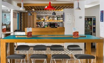 Holiday Inn Express Cardiff Bay