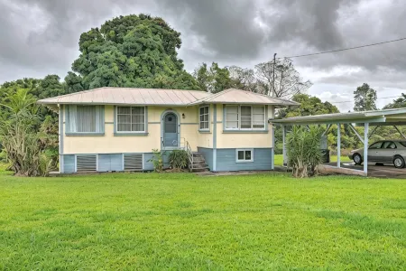 Hilo Home Base - 3 Miles to State Park and Beach!