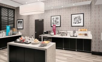 Hampton Inn Huntsville/Village of Providence