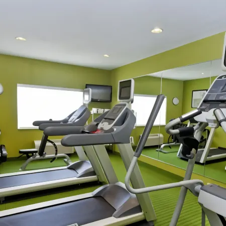 Fairfield Inn & Suites Joliet North/Plainfield Отели рядом с достопримечательностью «Университет Сейнт Франсис»