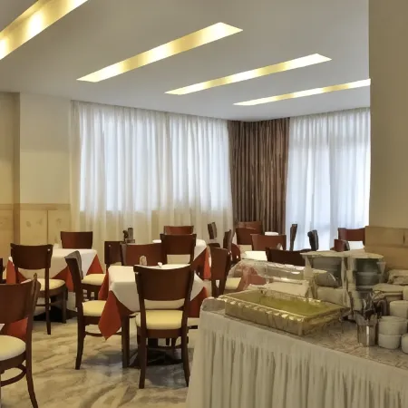 Dimitris Paritsa Hotel