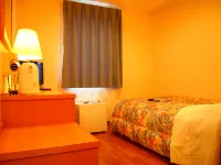 Business Hotel Yukuhashi Hotel di Kanda